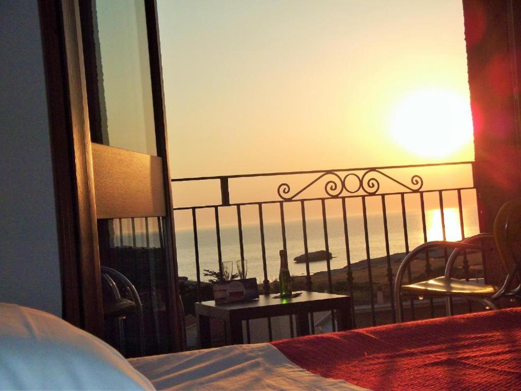 Hotel Bellavista S'Archittu Экстерьер фото
