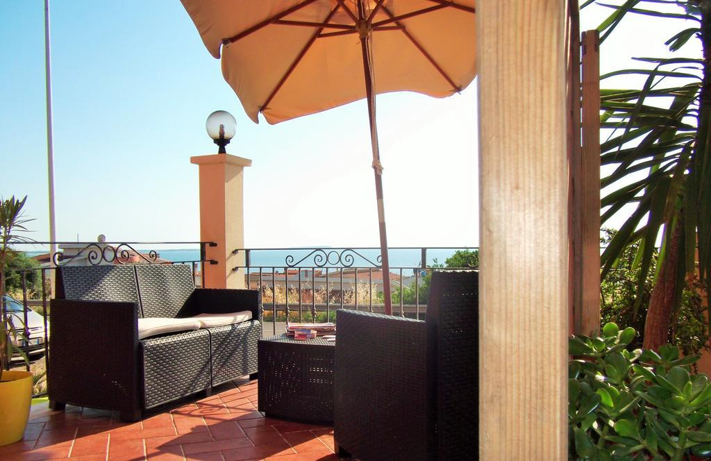 Hotel Bellavista S'Archittu Экстерьер фото