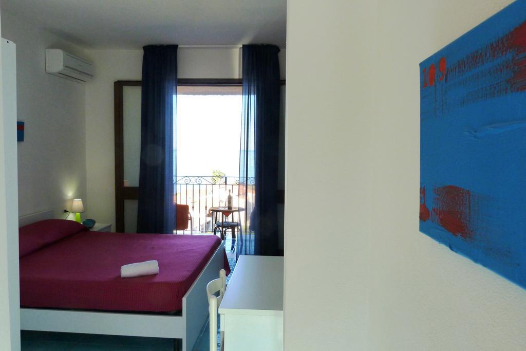 Hotel Bellavista S'Archittu Номер фото