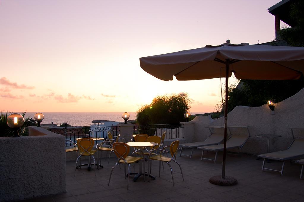 Hotel Bellavista S'Archittu Экстерьер фото