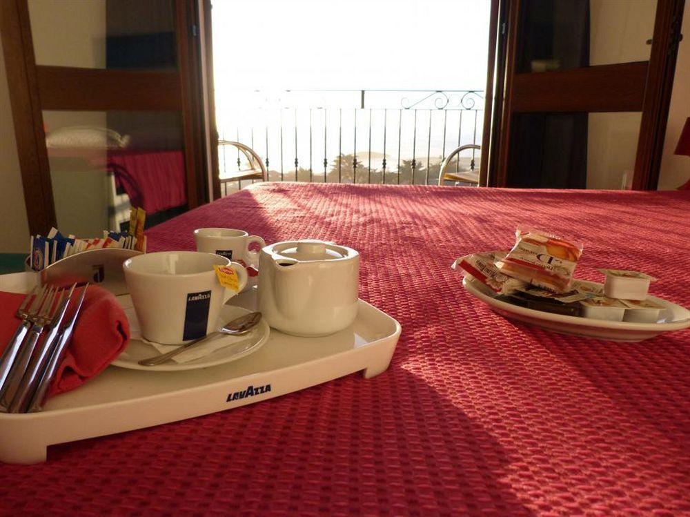 Hotel Bellavista S'Archittu Экстерьер фото